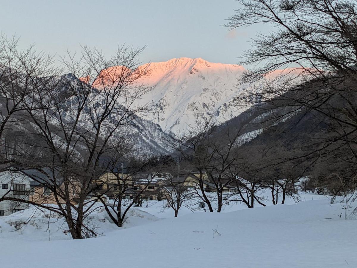 Tanigawa Valley Lodge & Coffee Roastery 水上町 外观 照片